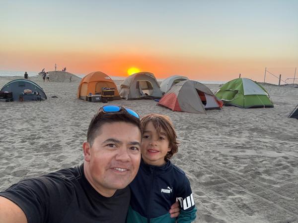 Blackhawks campout photo 10